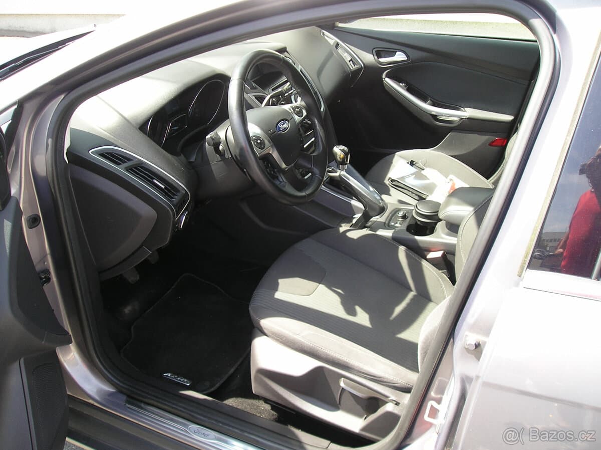 2011 Ford FOCUS - 8