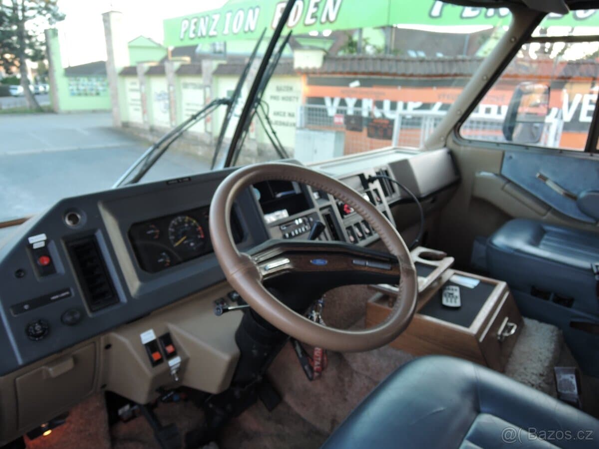 1990 Ford OSTATNÍ - 8