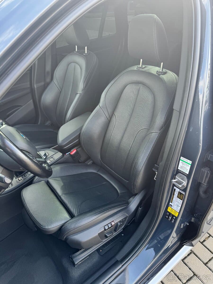 2018 BMW X1 - 8