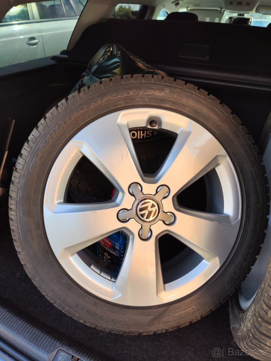 2011 Volkswagen PASSAT - 8