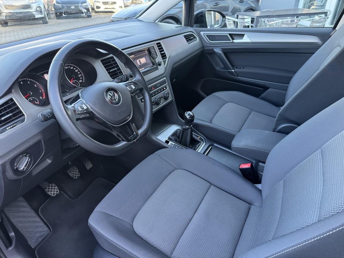 2015 Volkswagen GOLF - 8