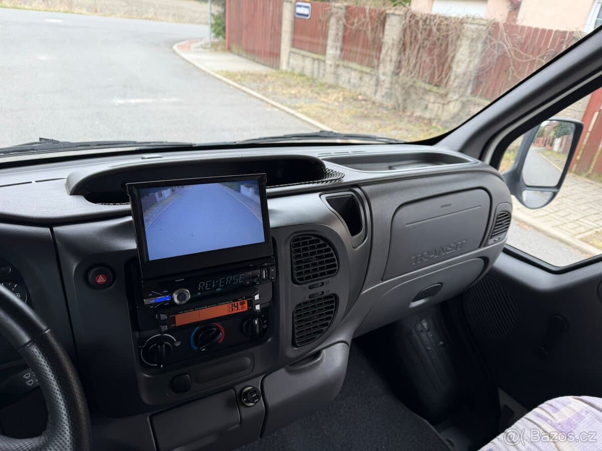 2003 Ford TRANSIT - 8