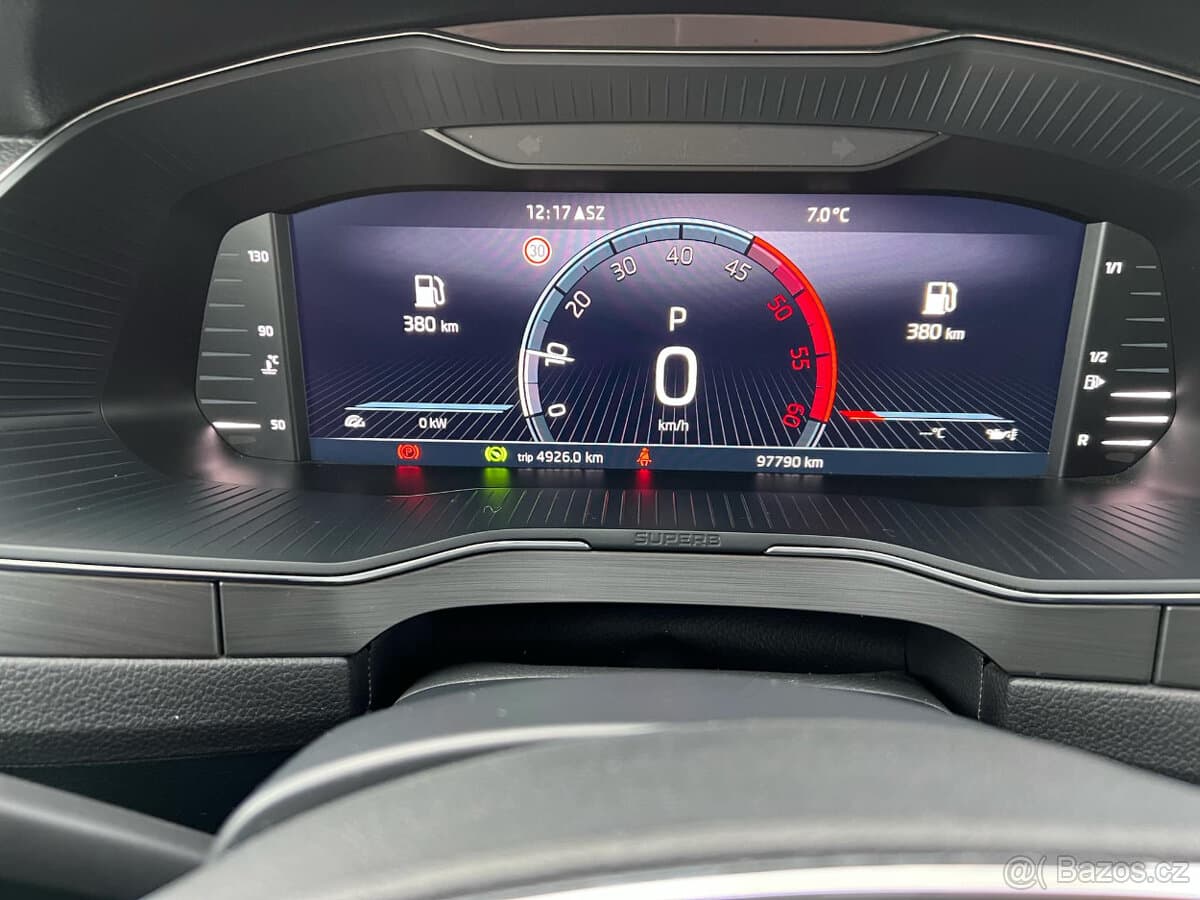 2021 Škoda SUPERB - 8