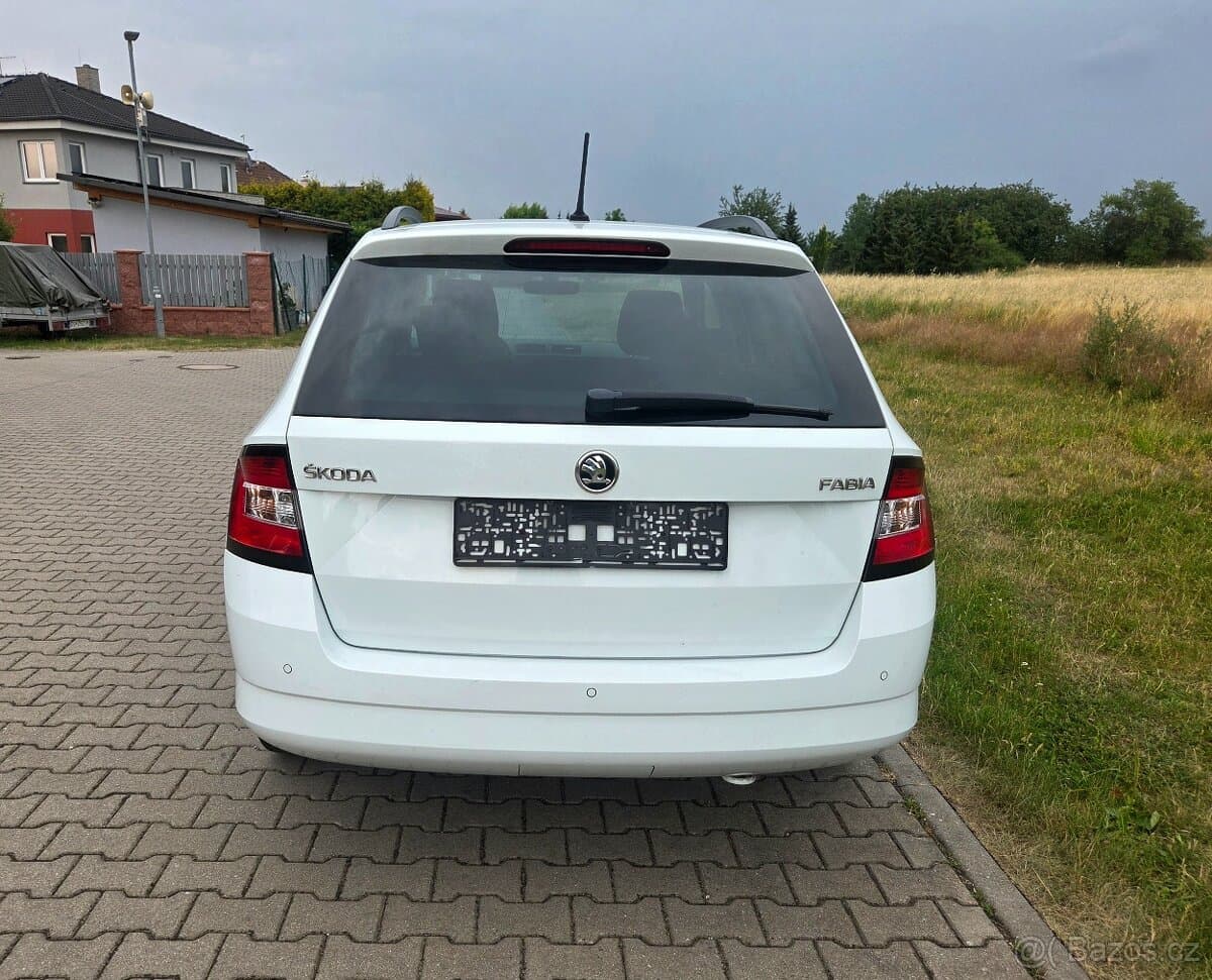 2016 Škoda FABIA - 8