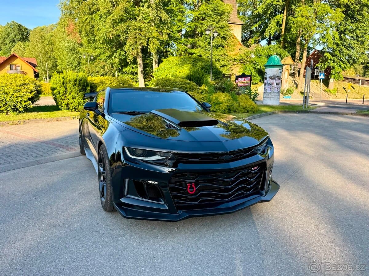 2017 Chevrolet CAMARO - 8