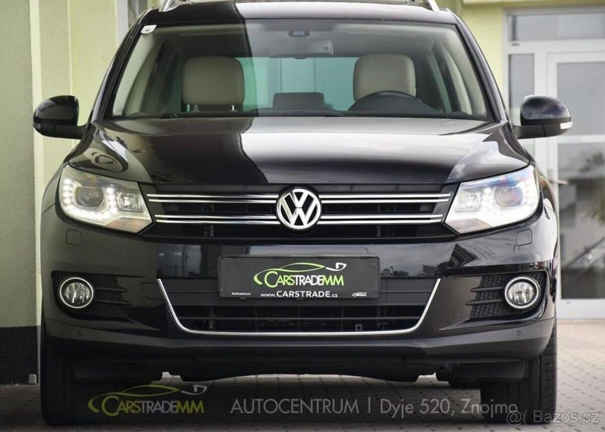 2012 Volkswagen TIGUAN - 8