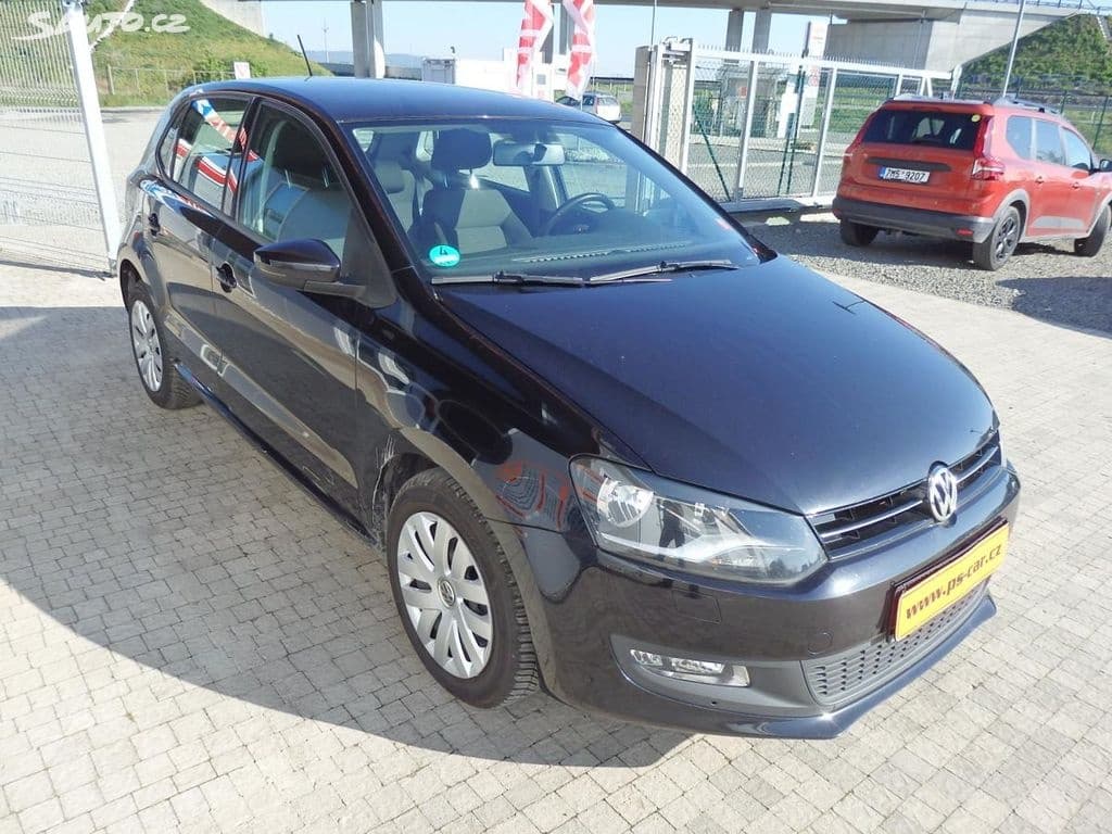 2013 Volkswagen POLO - 8
