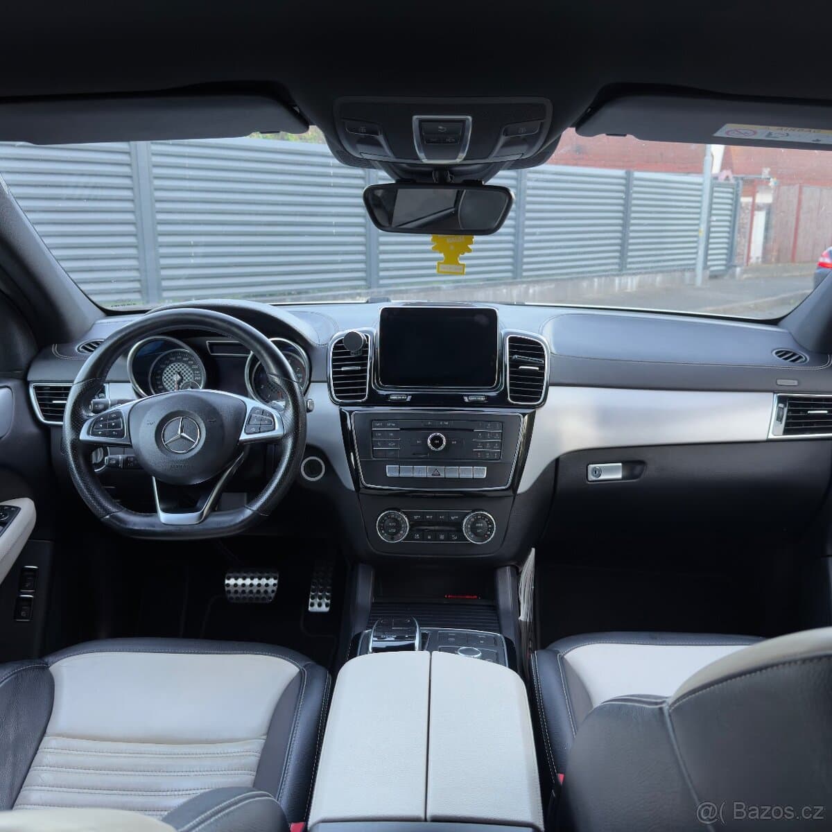 Mercedes-Benz GLE - 8