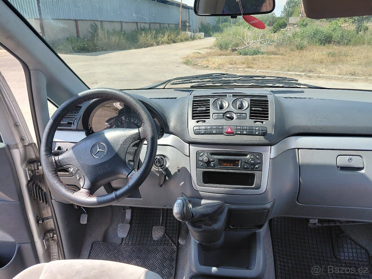 2004 Mercedes-Benz VIANO - 8
