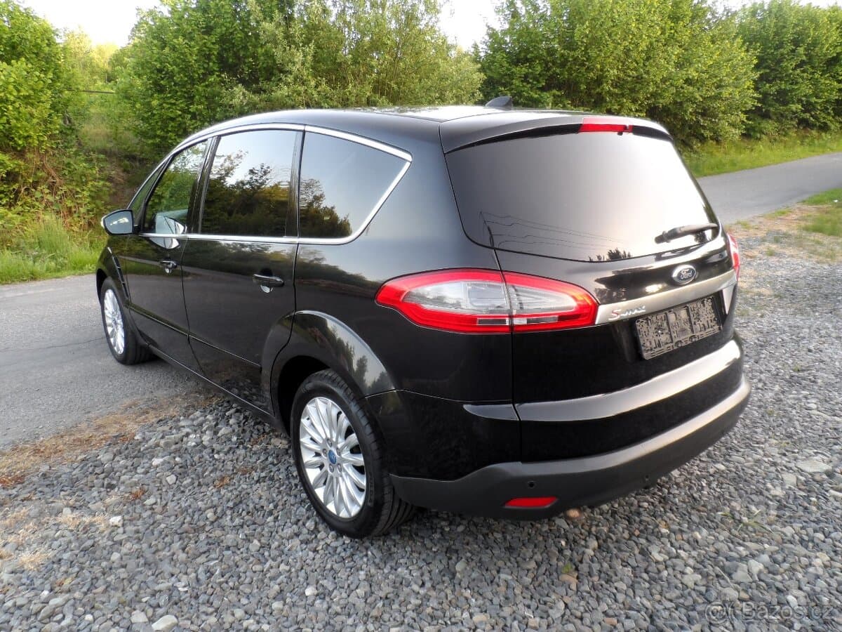 2011 Ford S-MAX - 8