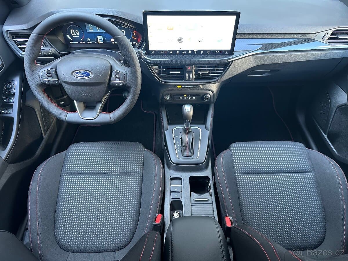 2025 Ford FOCUS - 8