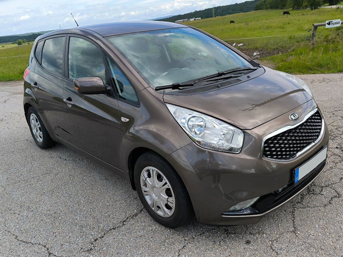 2017 Kia VENGA - 8