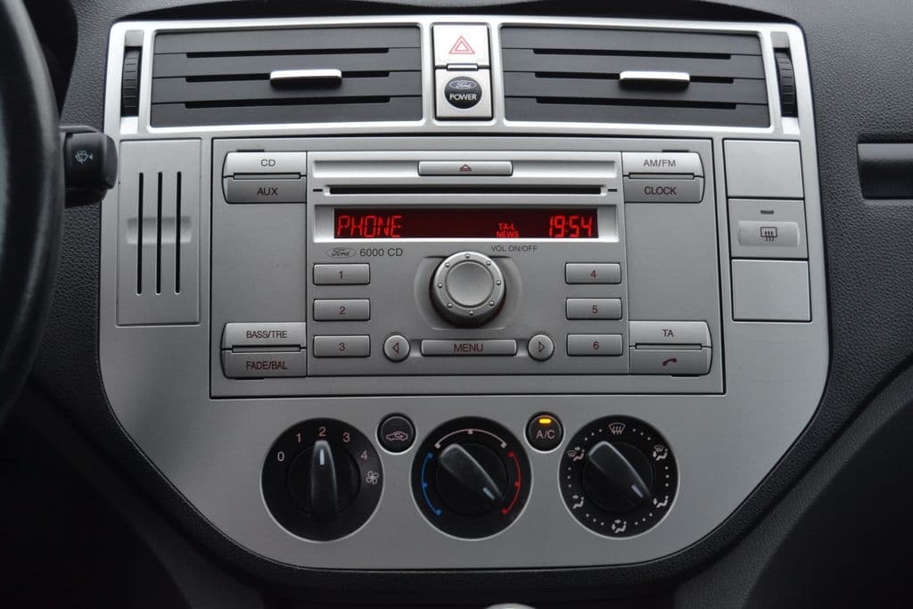 2009 Ford KUGA - 8