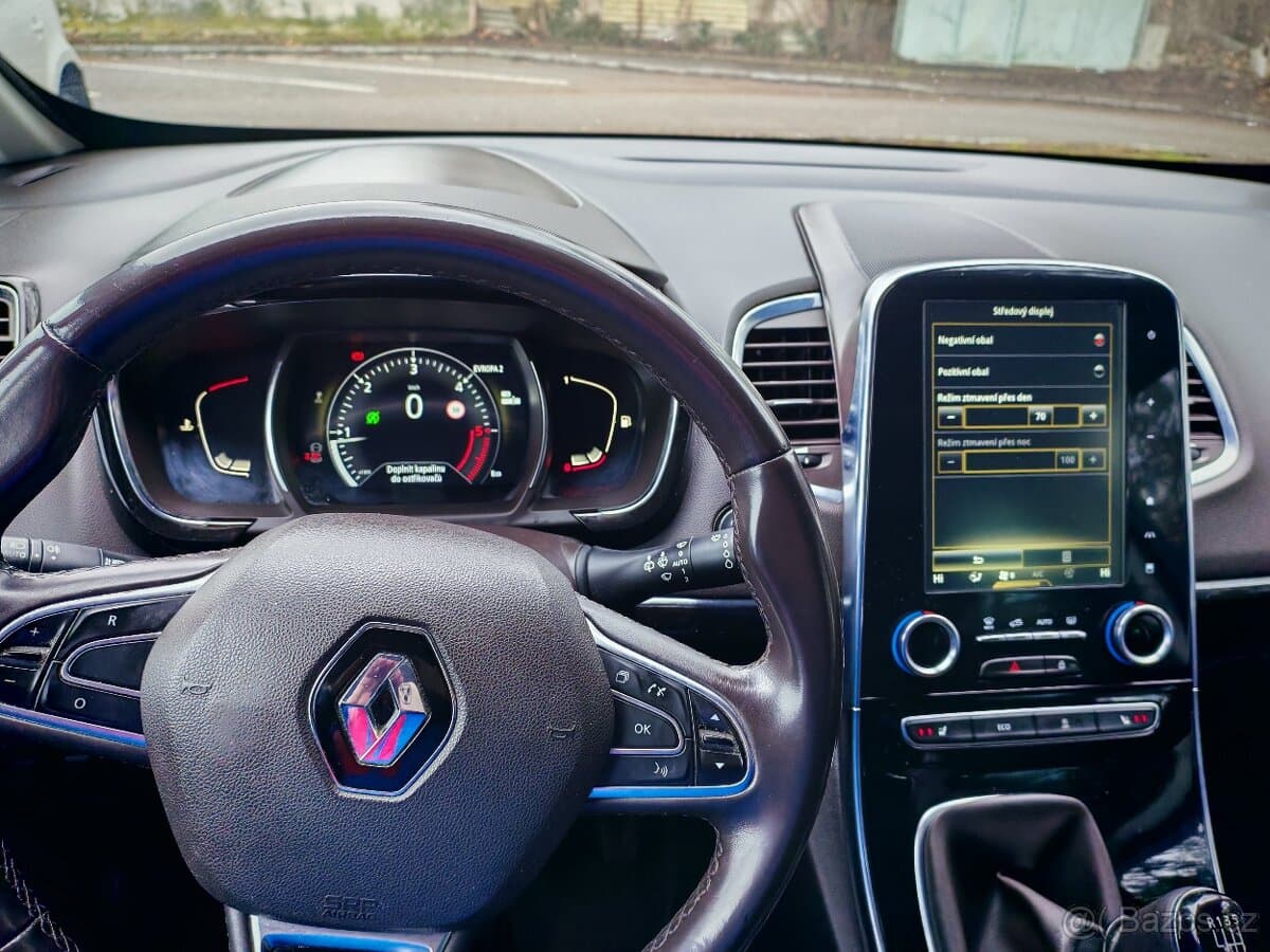 2017 Renault ESPACE - 8