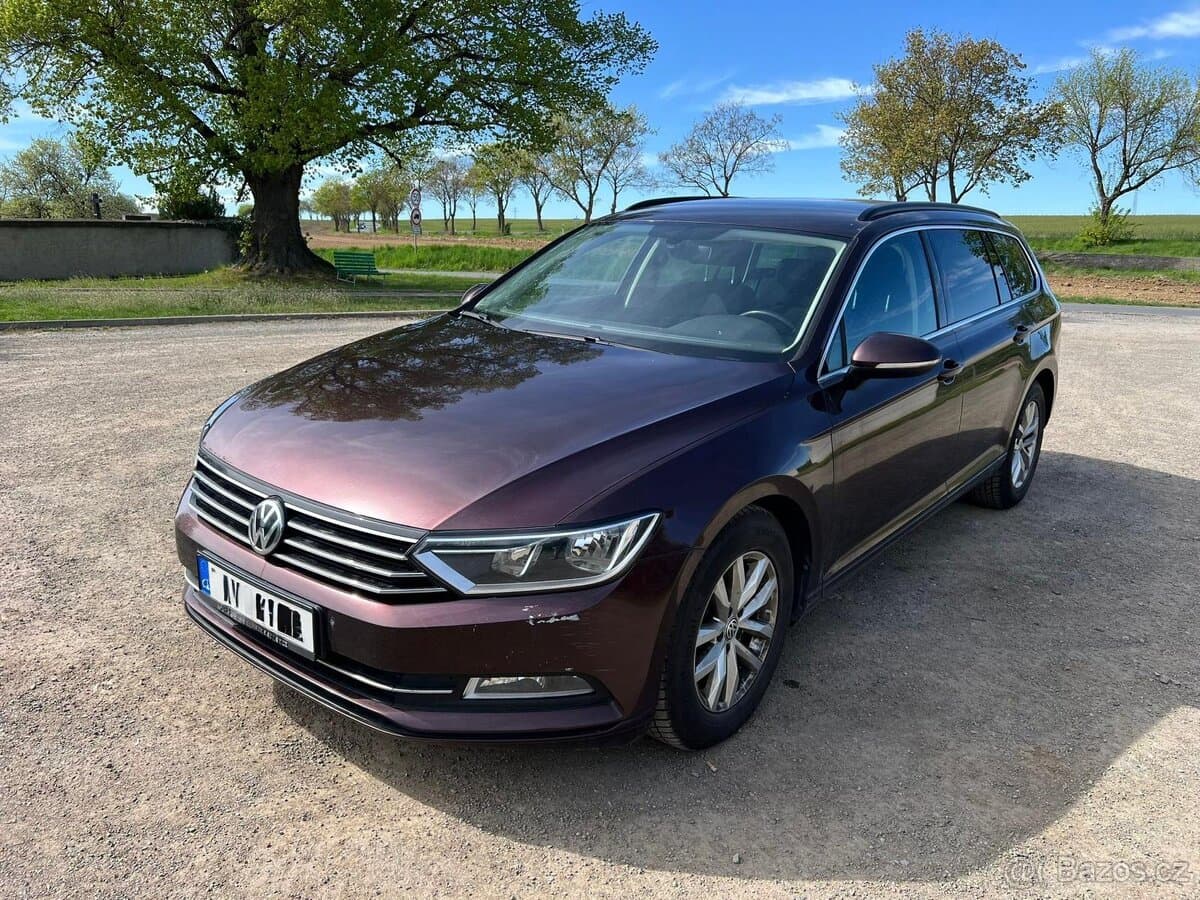 2015 Volkswagen PASSAT - 8