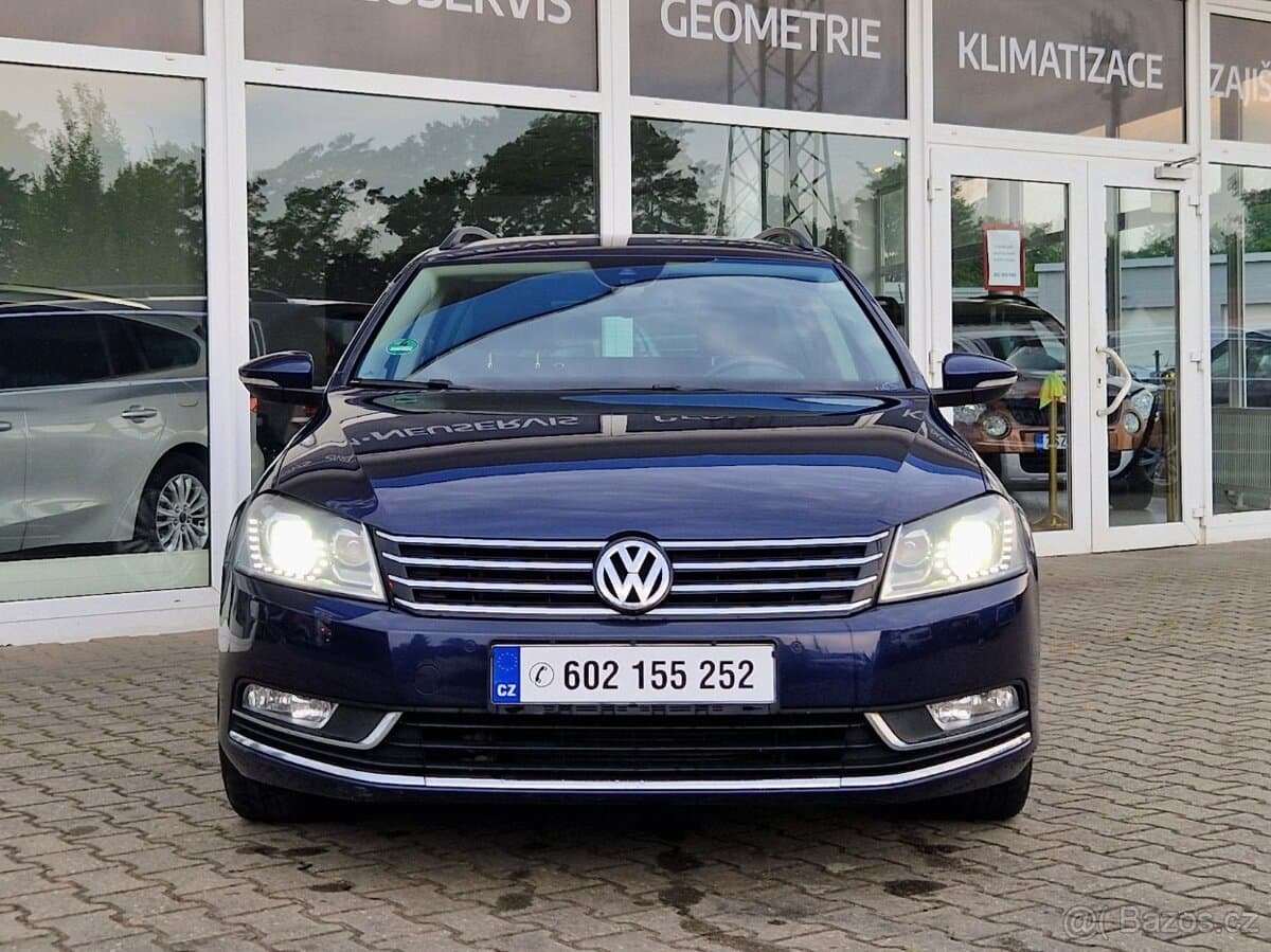 2013 Volkswagen PASSAT - 8