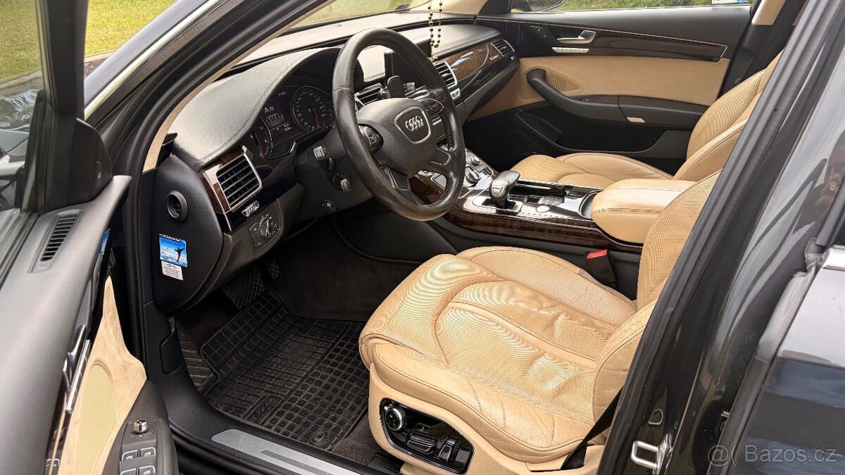 2012 Audi A8 - 8