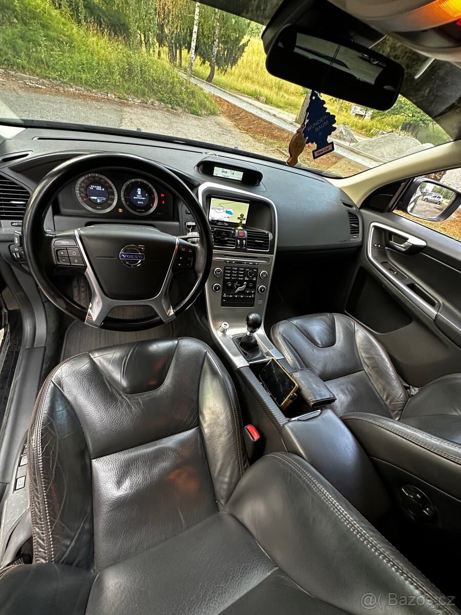 2010 Volvo XC60 - 8