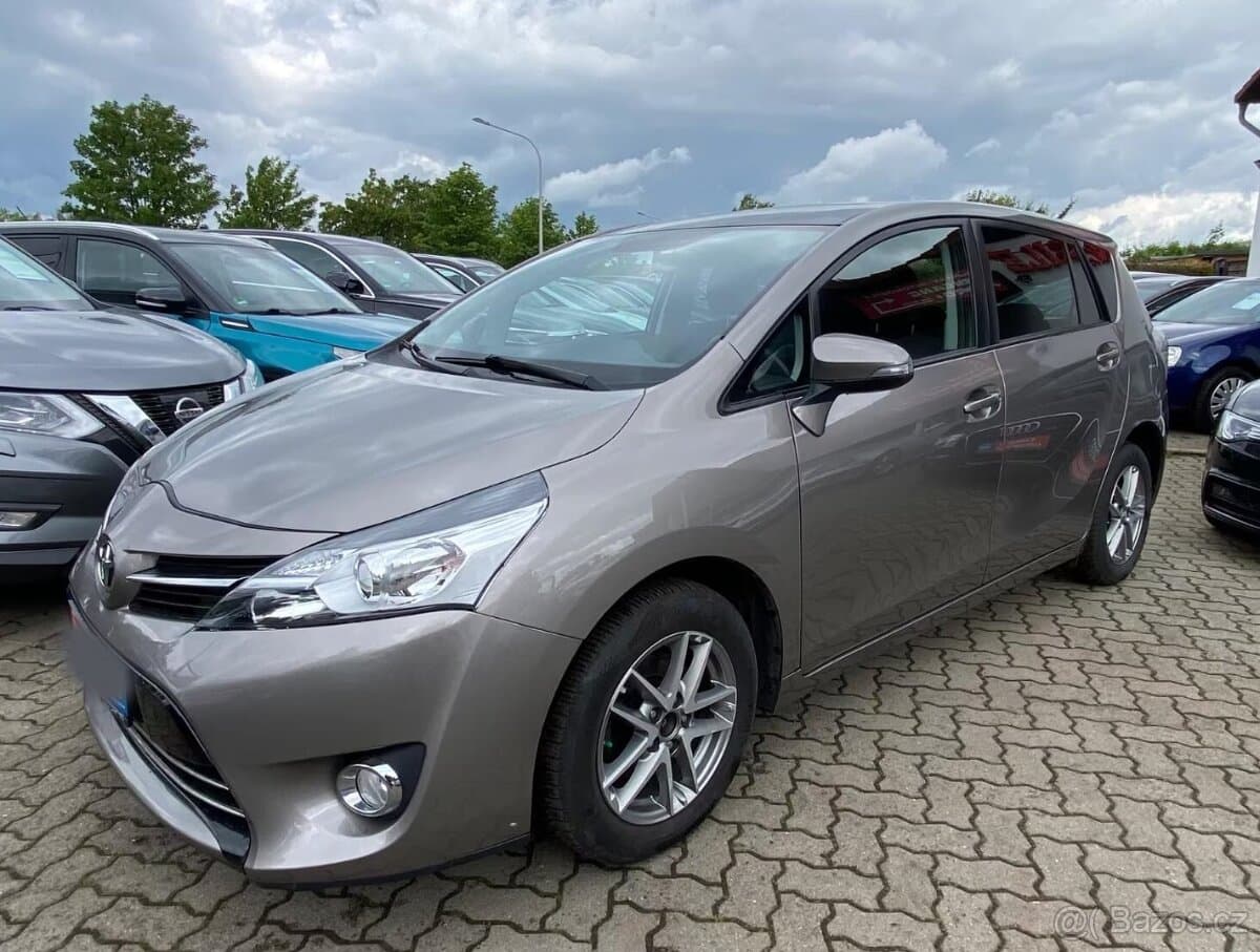 2015 Toyota VERSO - 8