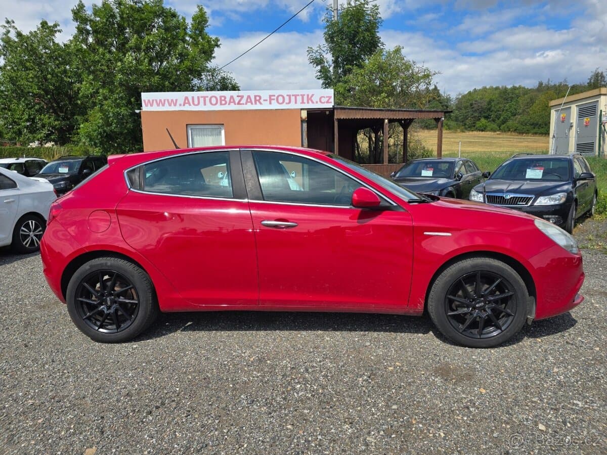 2011 Alfa Romeo GIULIETTA - 8