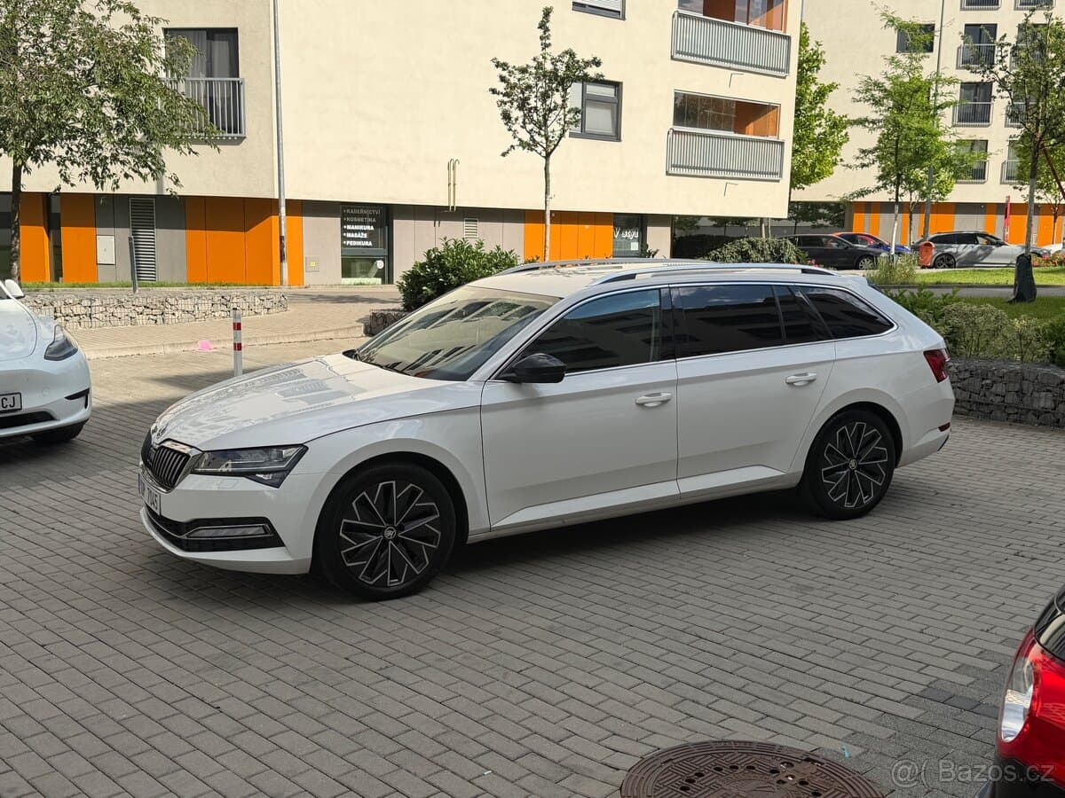 2020 Škoda SUPERB - 8