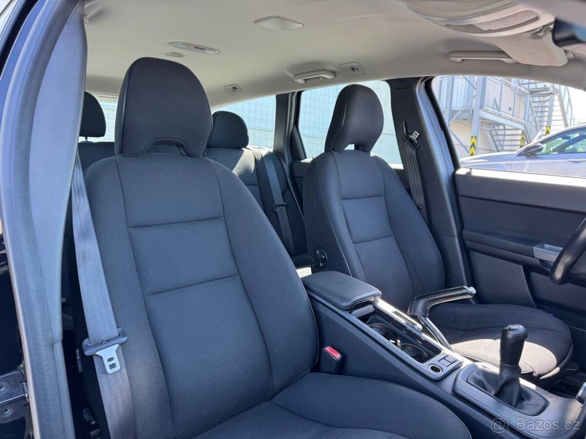 2011 Volvo V50 - 8