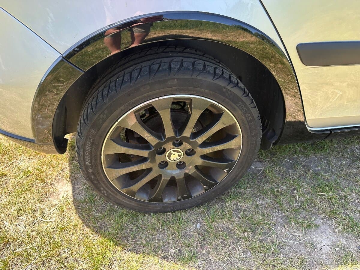 2013 Škoda FABIA - 8