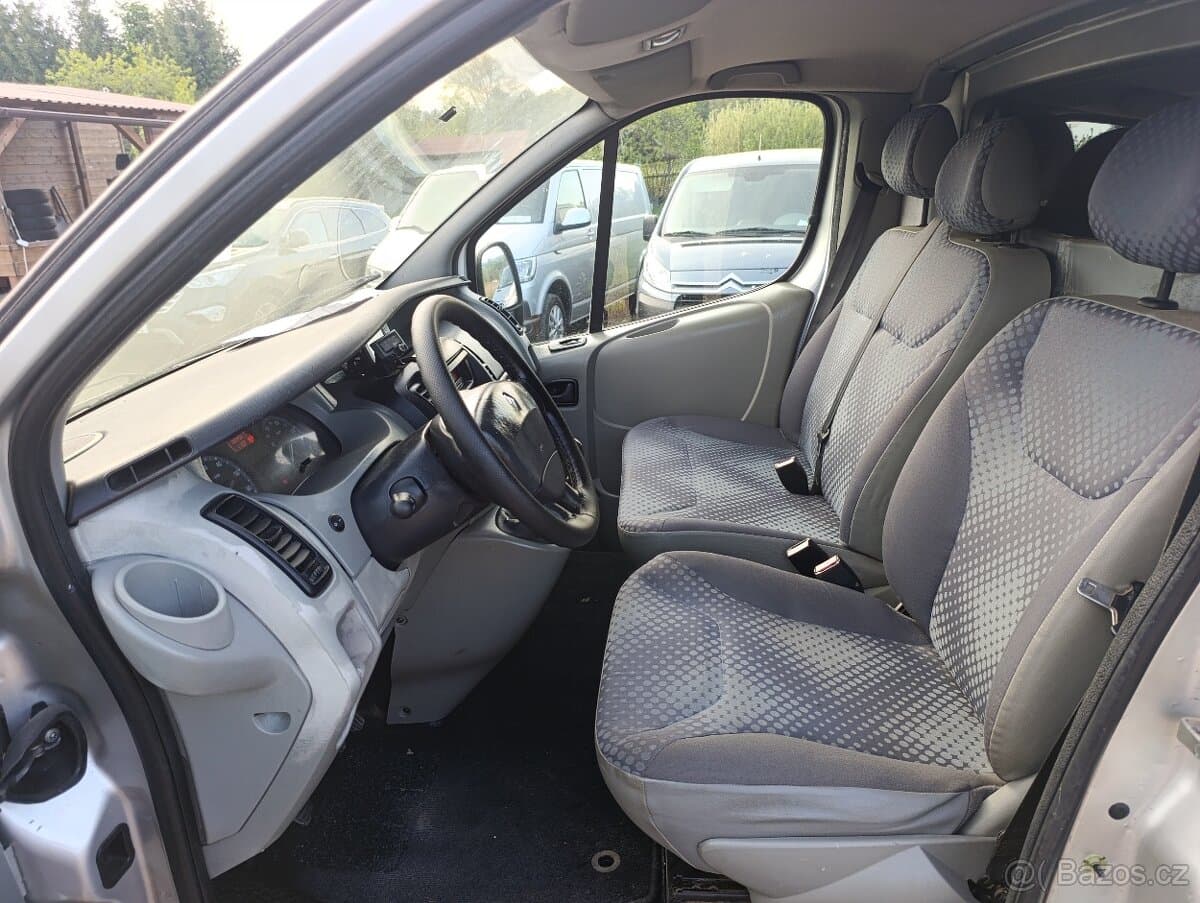 2007 Renault TRAFIC - 8