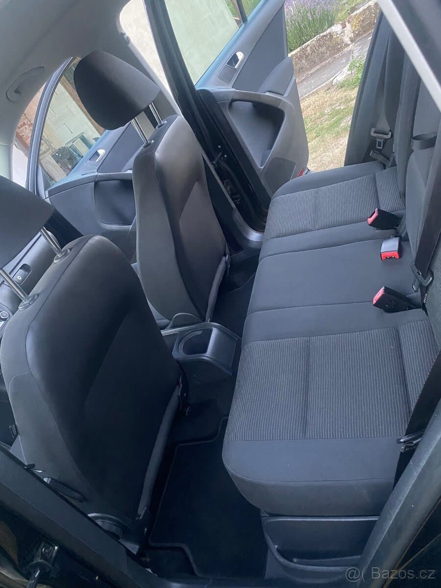 Volkswagen TIGUAN - 8