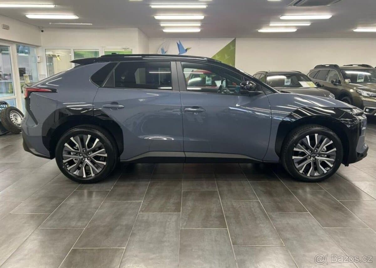 2026 Subaru SOLTERRA - 8