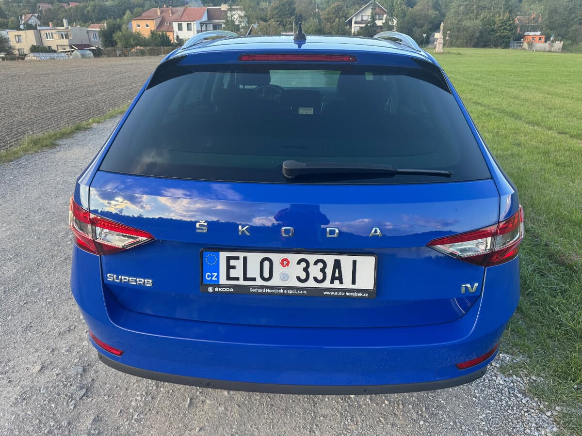 2020 Škoda SUPERB - 8