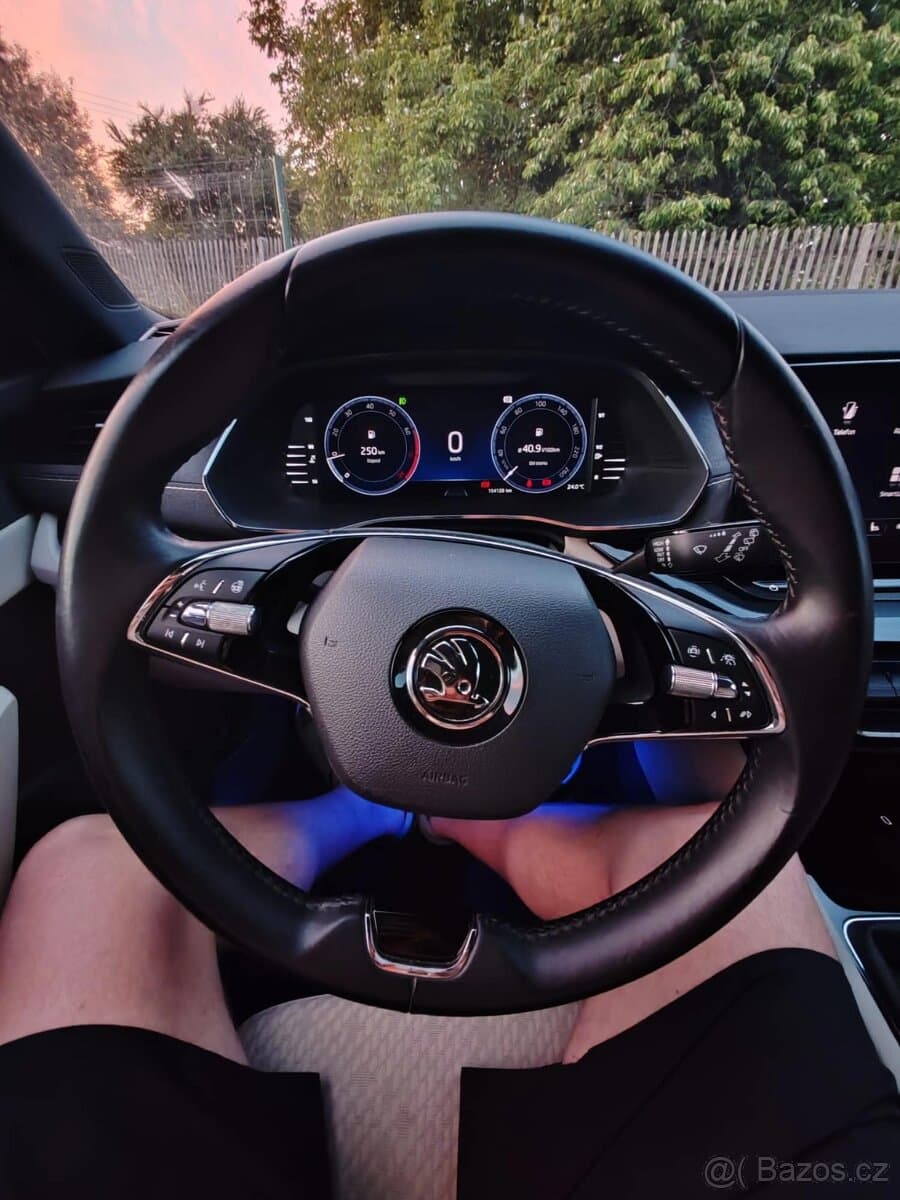 2020 Škoda OCTAVIA - 8