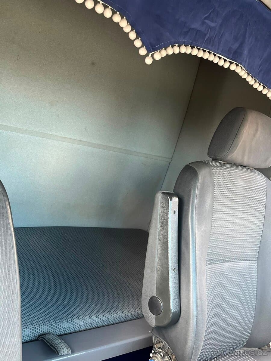2010 Mercedes-Benz SPRINTER - 8