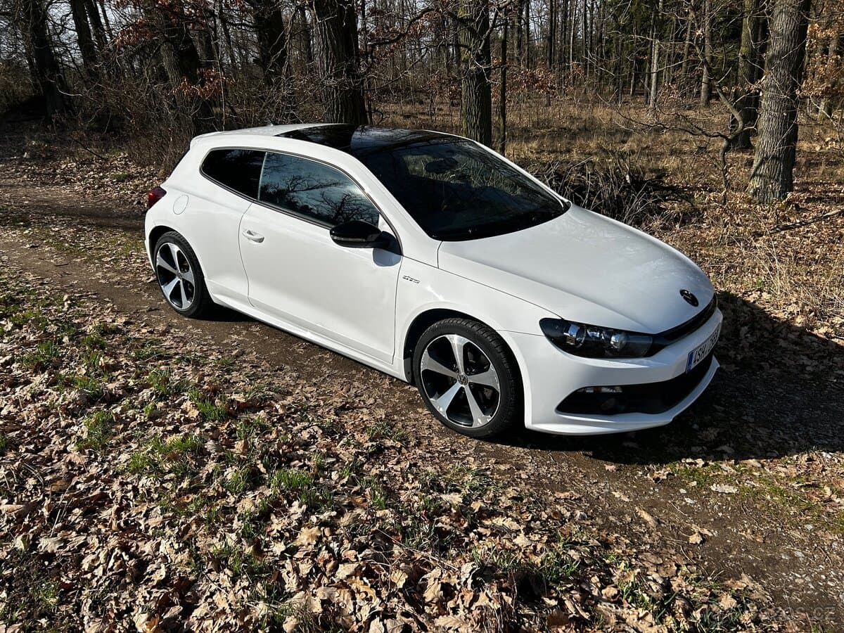 2013 Volkswagen SCIROCCO - 8