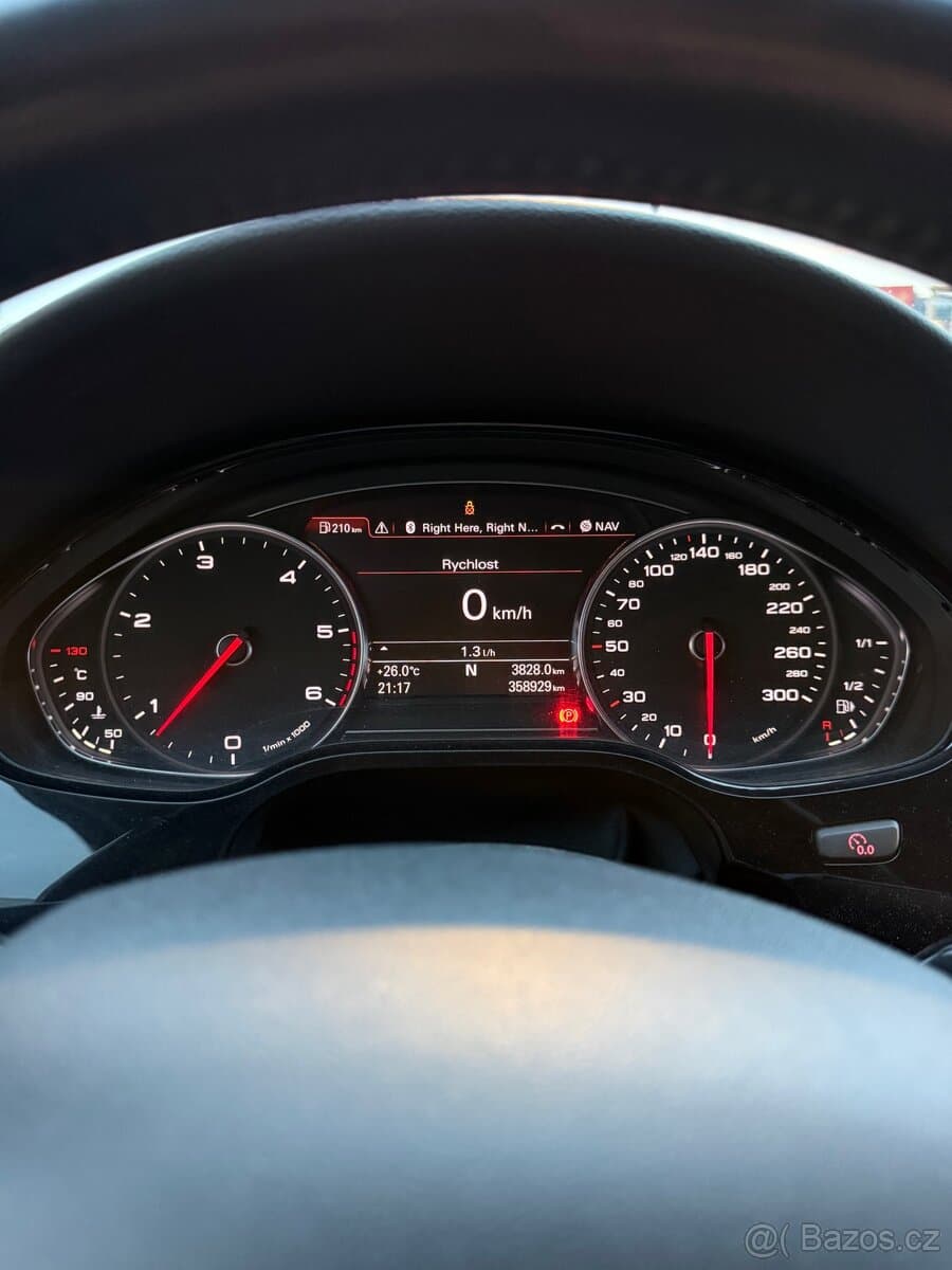 2010 Audi A8 - 8