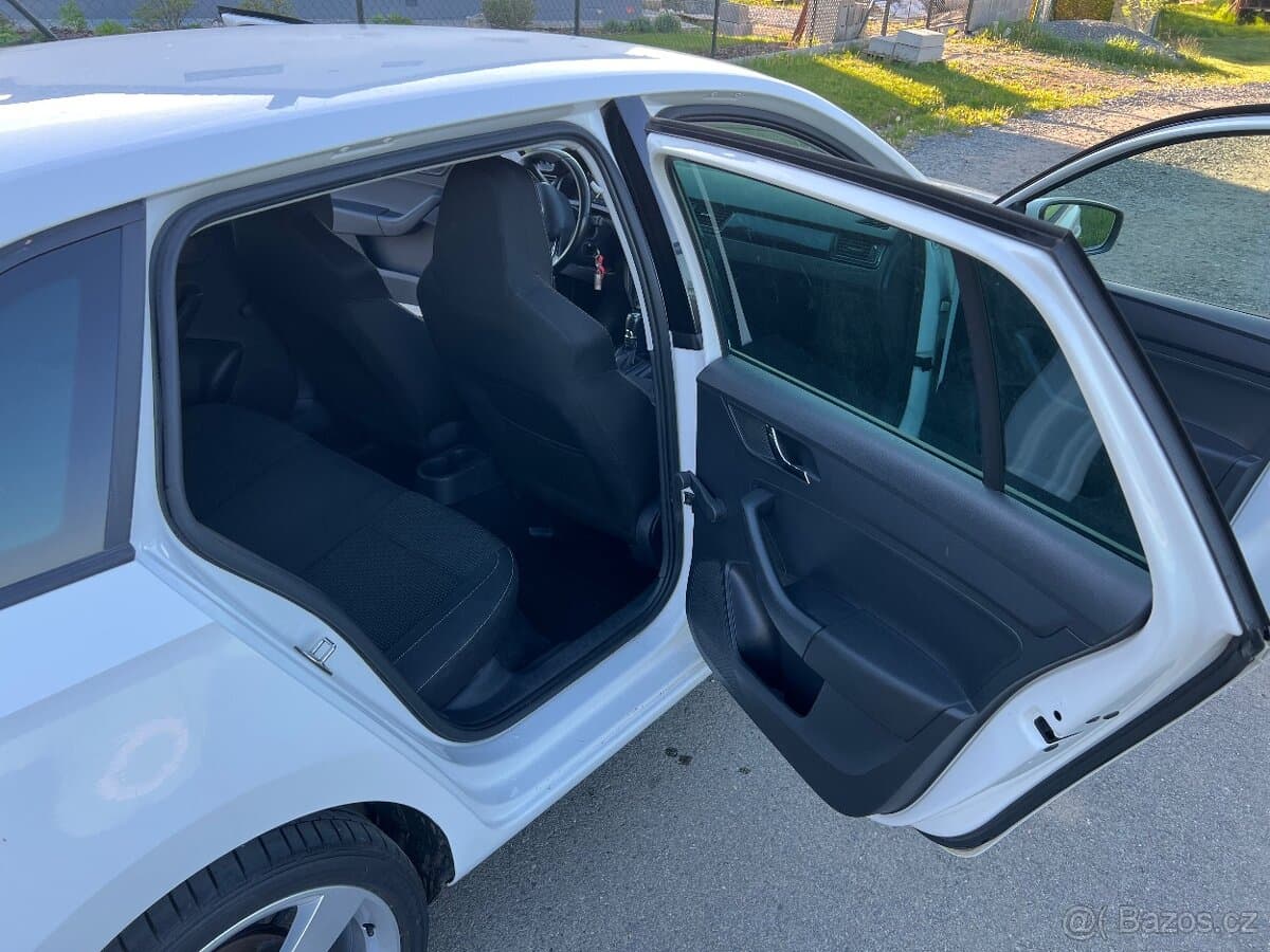 2014 Škoda RAPID - 8