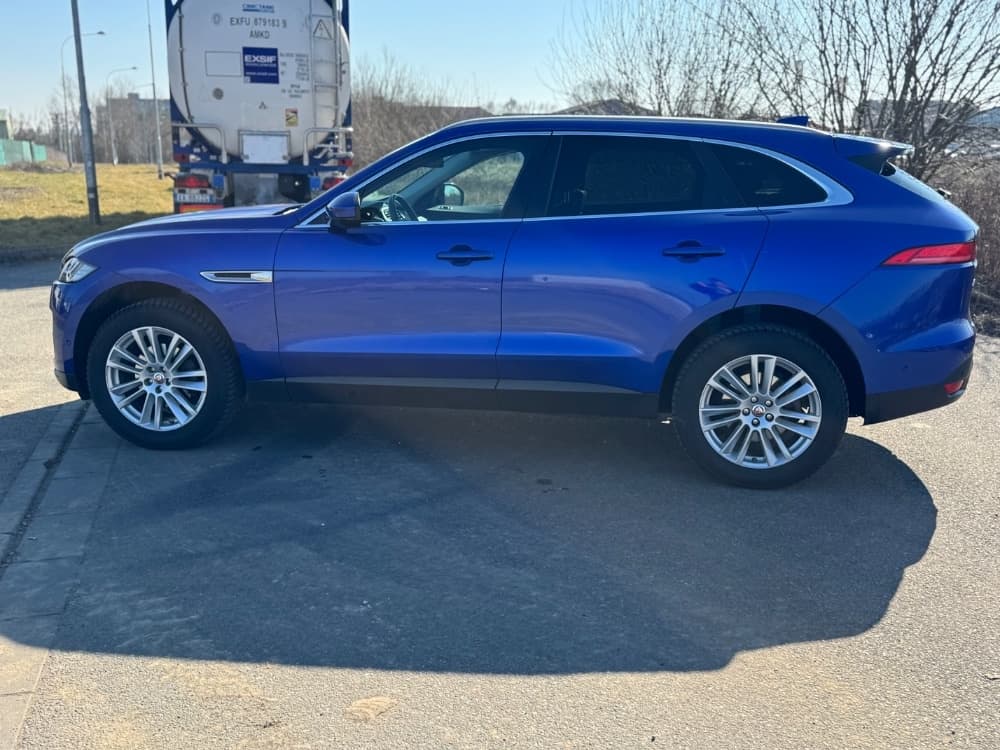 2017 Jaguar F-PACE - 8