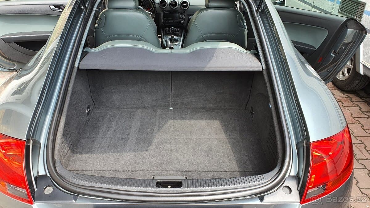 2006 Audi TT - 8