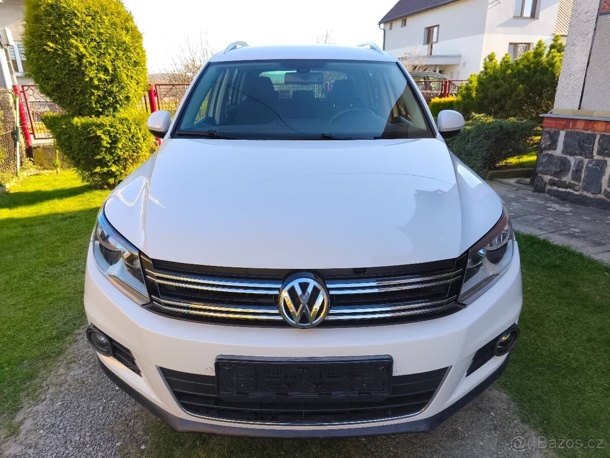 2010 Volkswagen TIGUAN - 8