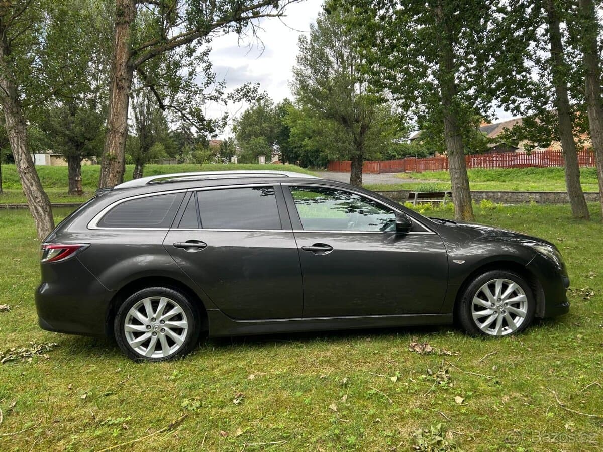 2010 Mazda 6 - 8