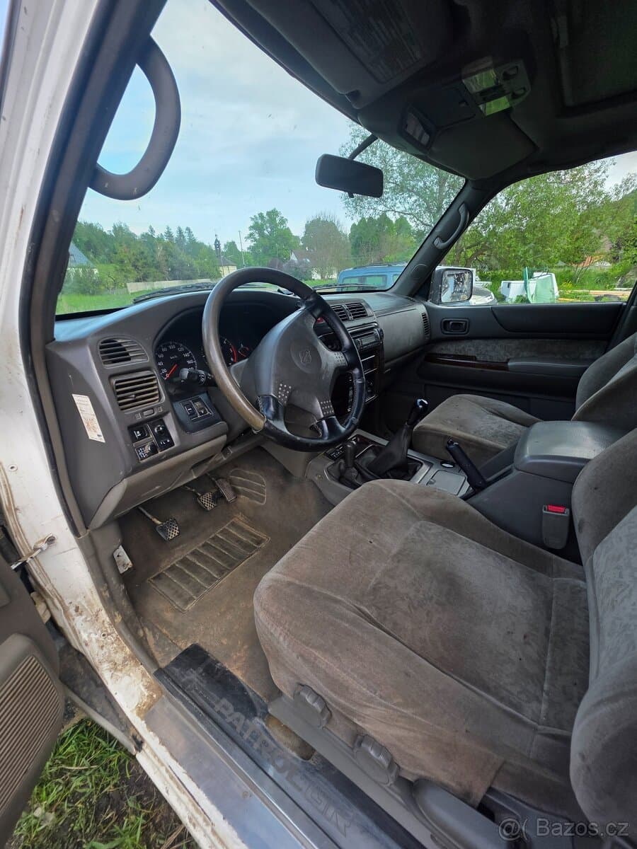 Nissan PATROL - 8