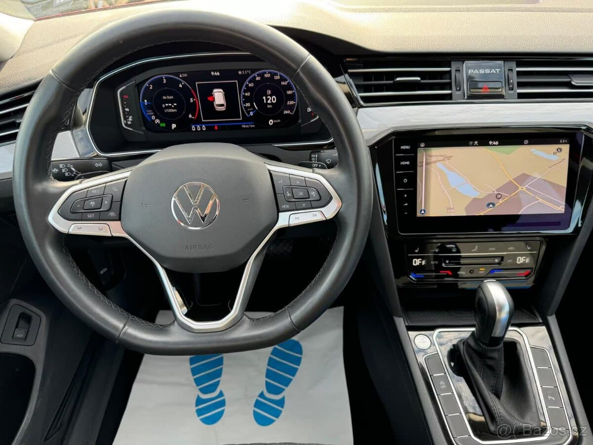 2023 Volkswagen PASSAT - 8