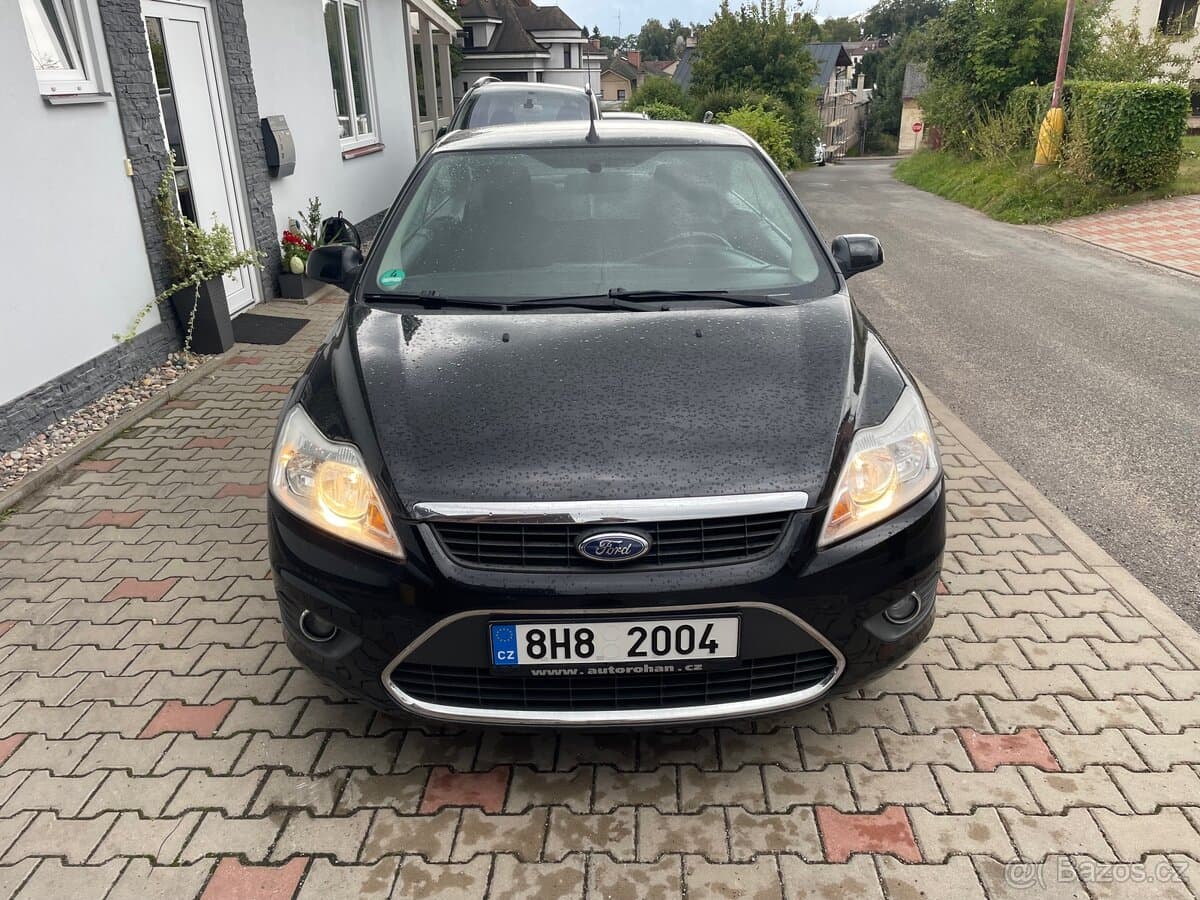 2009 Ford FOCUS - 8