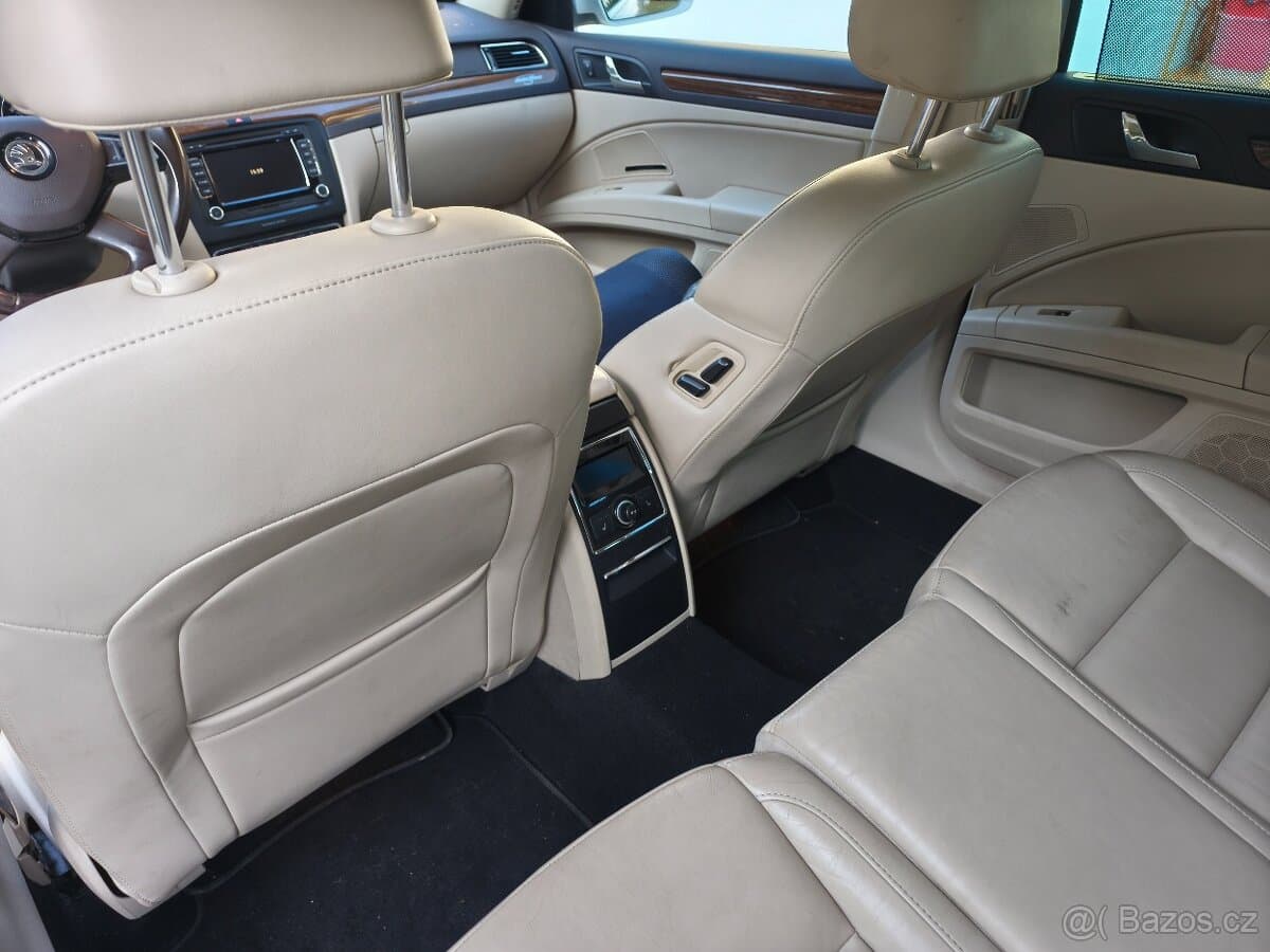 2014 Škoda SUPERB - 8