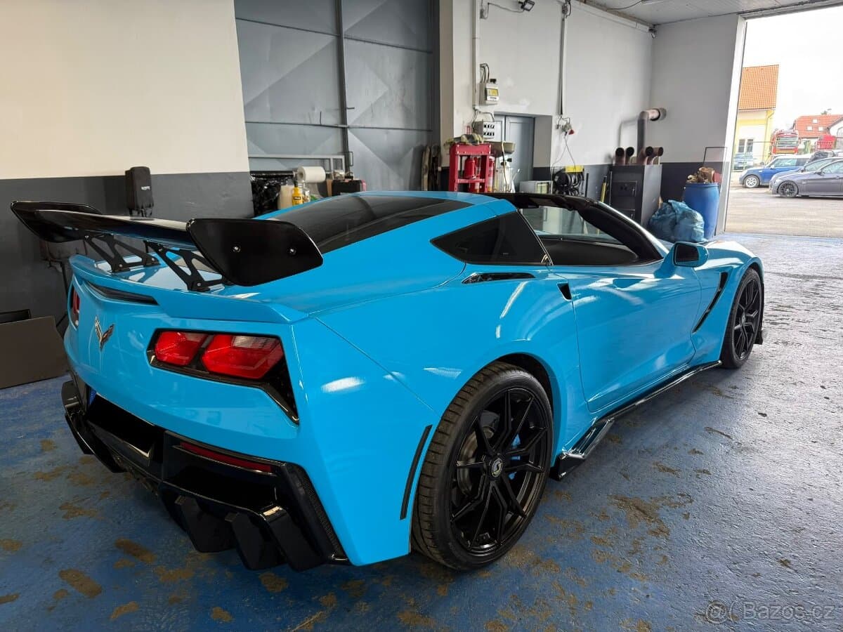 Chevrolet CORVETTE - 8