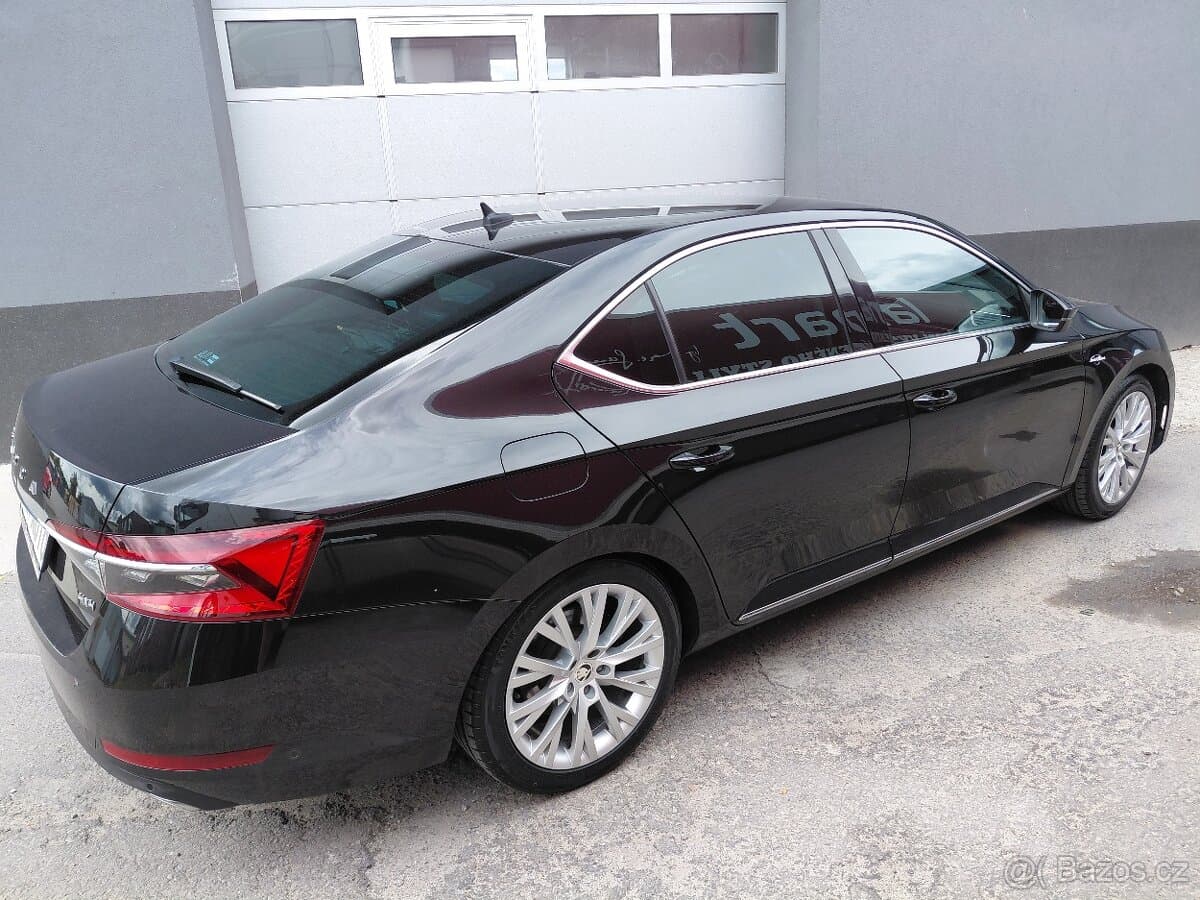2021 Škoda SUPERB - 8