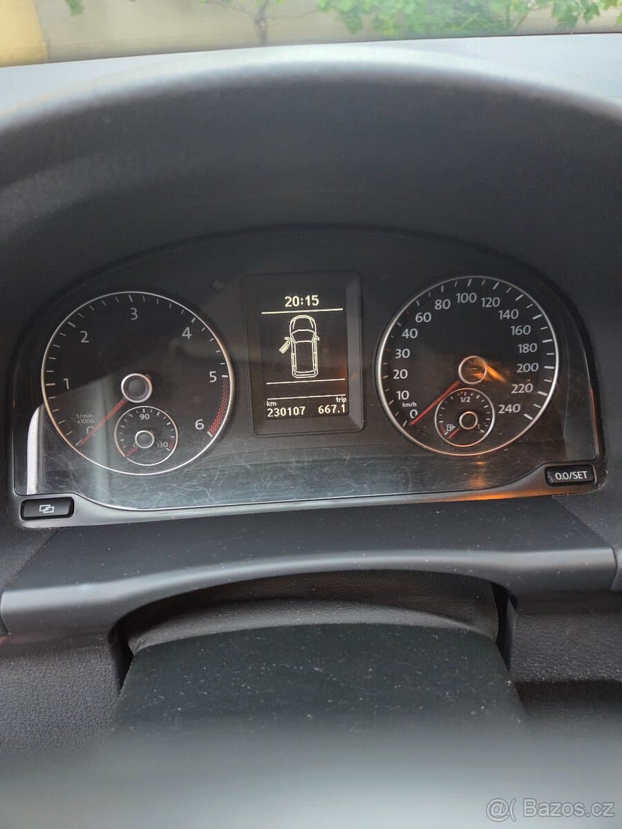 Volkswagen TOURAN - 8