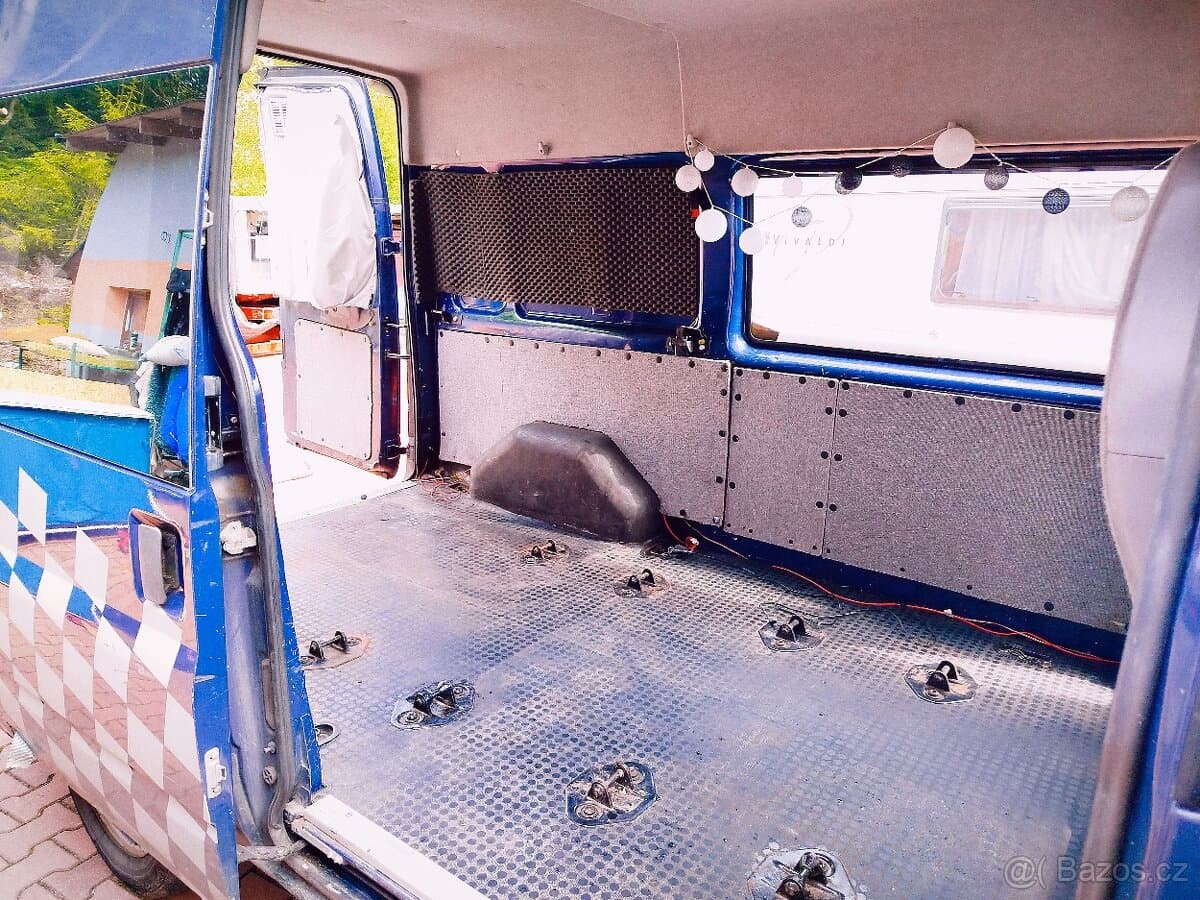 2002 Ford TRANSIT - 8