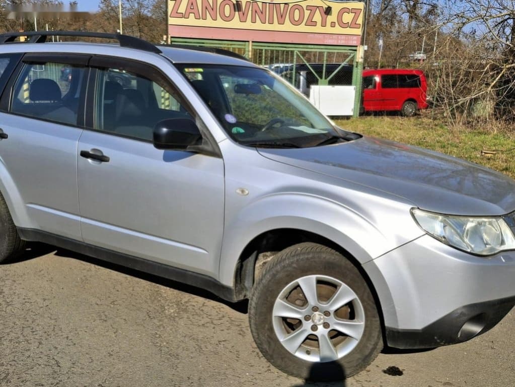 2011 Subaru FORESTER - 8