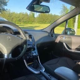 2013 Peugeot 308 - 8